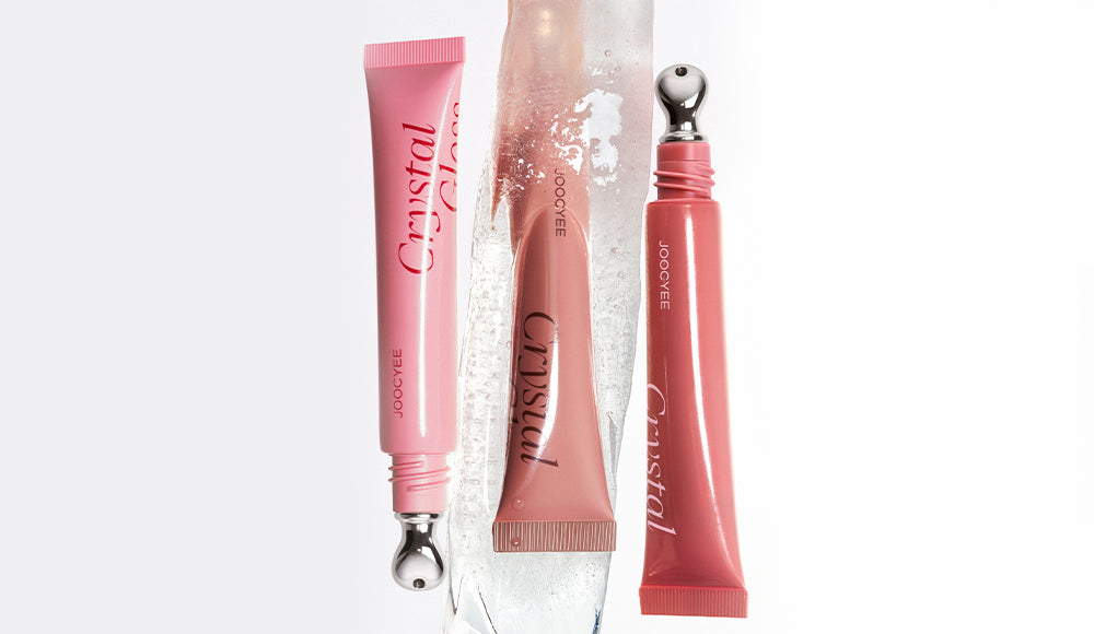 Mirror-Like Lips: Hydrate, Plump, and Shine Instantly